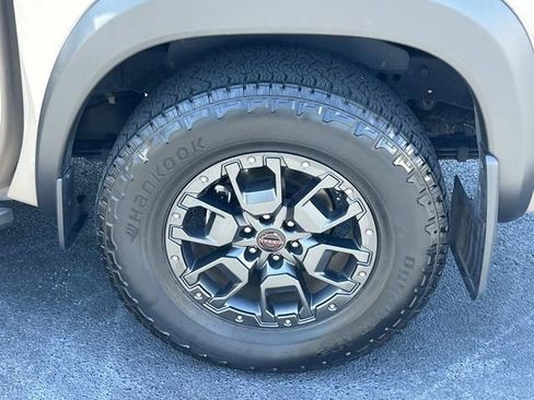 Used 2023 Nissan Frontier Pro-X w/ Pro-X Premium Package RWD image 12