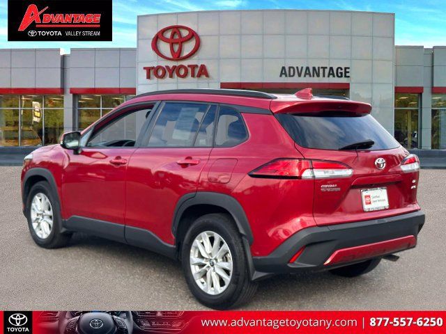 Used 2023 Toyota Corolla Cross LE w/ Moonroof Package AWD/4WD image 10