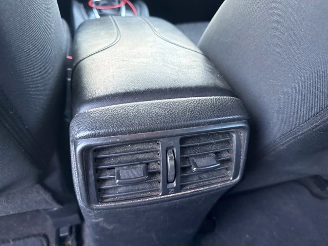 Used 2019 Nissan Rogue S FWD image 19