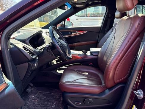 Used 2018 Lincoln MKX Reserve w/ Lincoln MKX Climate Package image 8