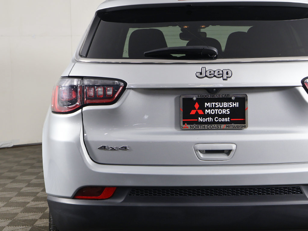 Used 2025 Jeep Compass Sport AWD/4WD image 14