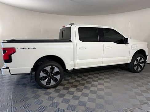 Used 2023 Ford F150 Lightning Platinum AWD/4WD image 8