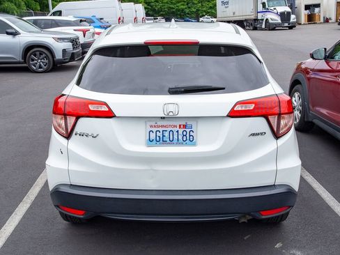 Used 2016 Honda HR-V LX image 4