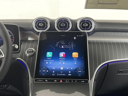 New 2026 Mercedes-Benz GLC 300 image 17