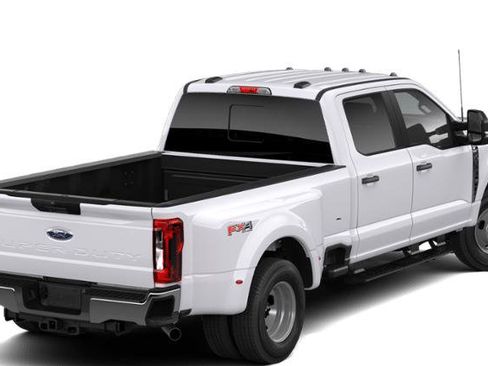 New 2026 Ford F350 XLT image 13