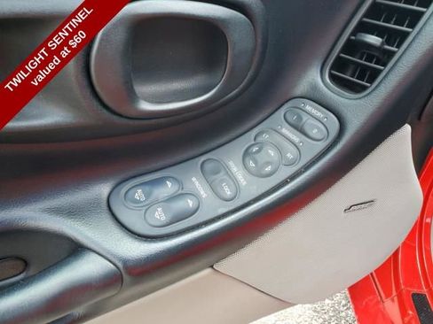 Used 1999 Chevrolet Corvette Base w/ Memory Pkg image 11