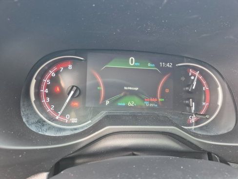 Used 2024 Toyota RAV4 XLE image 22