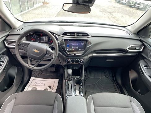 Certified 2022 Chevrolet TrailBlazer LT w/ Convenience Package image 20