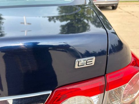 Used 2012 Toyota Corolla LE FWD image 21