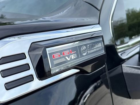 Used 2025 GMC Sierra 2500 Denali w/ Denali Reserve Package AWD/4WD image 6