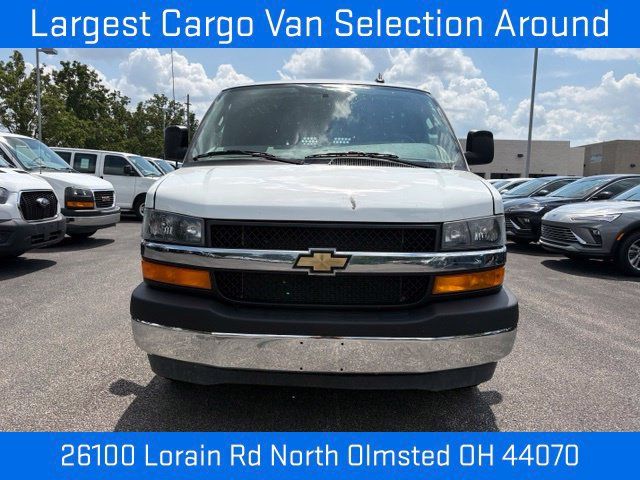 Used 2025 Chevrolet Express 2500 w/ Driver Convenience Package RWD image 14
