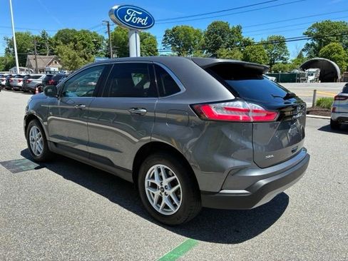 Certified 2023 Ford Edge SEL w/ Convenience Package AWD/4WD image 3
