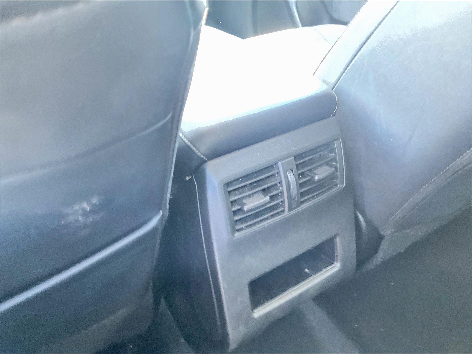 Used 2024 Mitsubishi Outlander SE AWD/4WD image 10