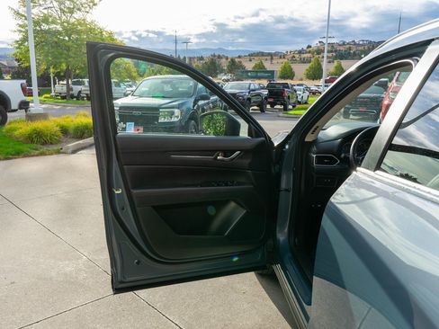 Used 2023 MAZDA CX-5 Carbon Edition image 19