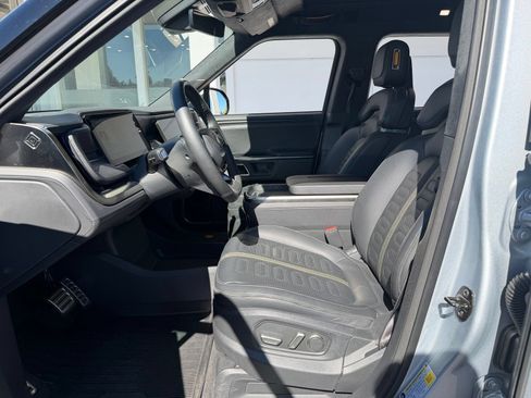 Used 2023 Rivian R1T Adventure AWD/4WD image 15