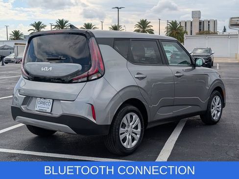 Used 2024 Kia Soul LX FWD image 7