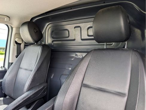Used 2022 Mercedes-Benz Metris image 20