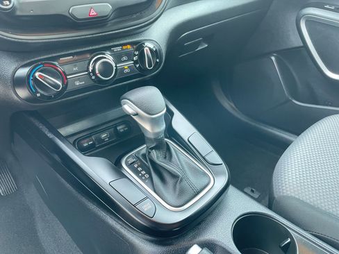 Used 2025 Kia Soul LX w/ LX Technology Package image 39