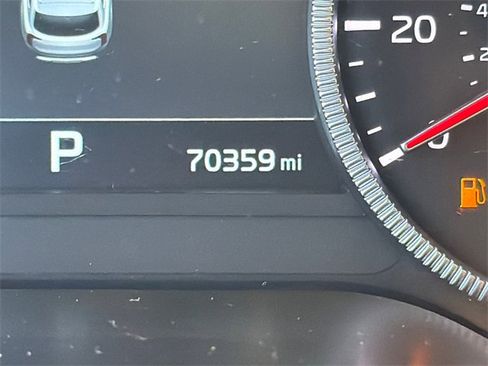 Used 2022 Kia Telluride SX w/ SX Prestige Package image 28