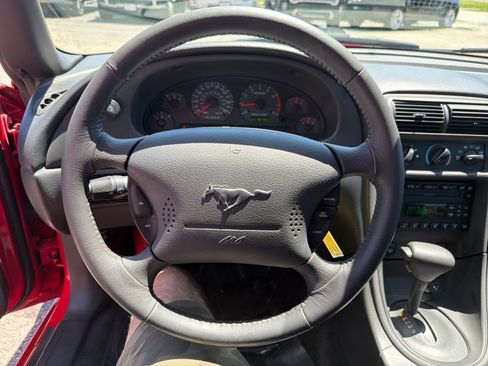 Used 2003 Ford Mustang GT RWD image 13