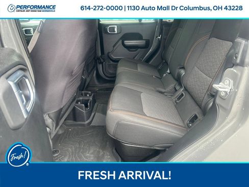 Used 2020 Jeep Gladiator Mojave w/ Cold Weather Group AWD/4WD image 12