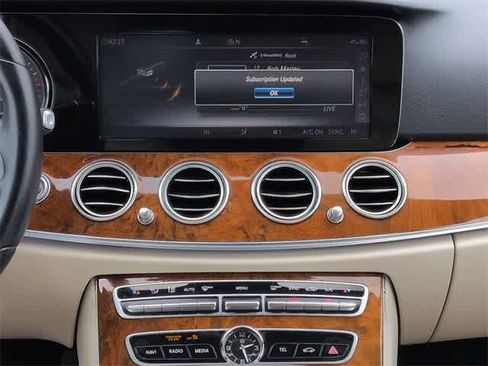 Used 2019 Mercedes-Benz E 300 image 30