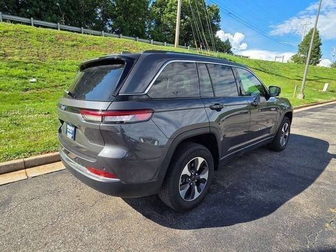 Used 2024 Jeep Grand Cherokee Limited 4xe AWD/4WD image 3