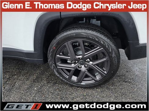 New 2026 Jeep Compass Latitude image 7