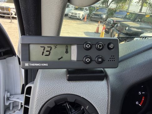 Used 2023 Ford E-350 and Econoline 350 Super Duty w/ Power Windows & Locks Group image 22