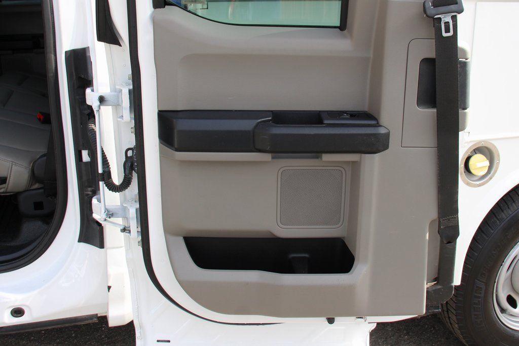 Used 2022 Ford F250 XL w/ Power Equipment Group RWD image 21