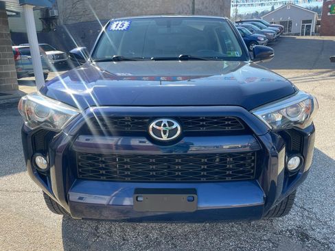 Used 2015 Toyota 4Runner SR5 Premium image 2