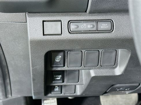 Used 2023 Nissan Frontier S w/ Technology Package RWD image 17