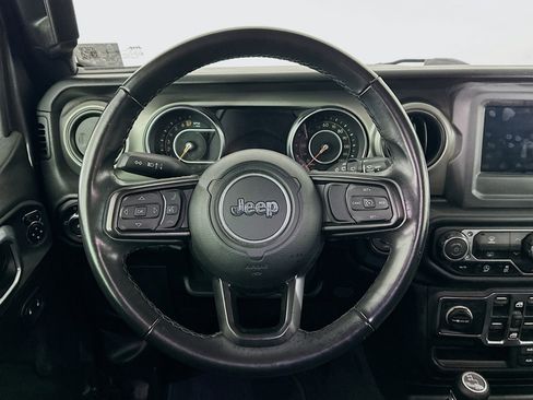 Used 2021 Jeep Wrangler Sport S image 18