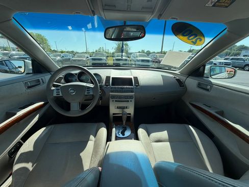 Used 2004 Nissan Maxima 3.5 SL w/ Driver Preferred Pkg FWD image 12