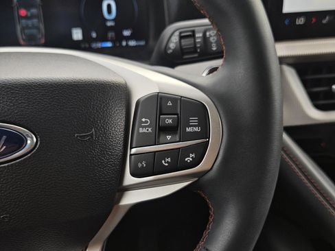 Used 2025 Ford Explorer Active image 16