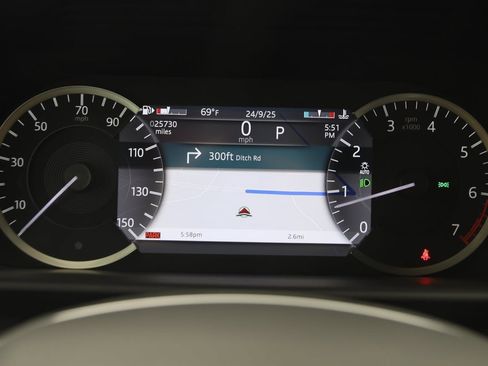 Used 2023 Land Rover Discovery S R-Dynamic image 20