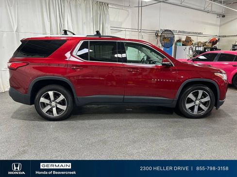 Used 2018 Chevrolet Traverse LT AWD/4WD image 9