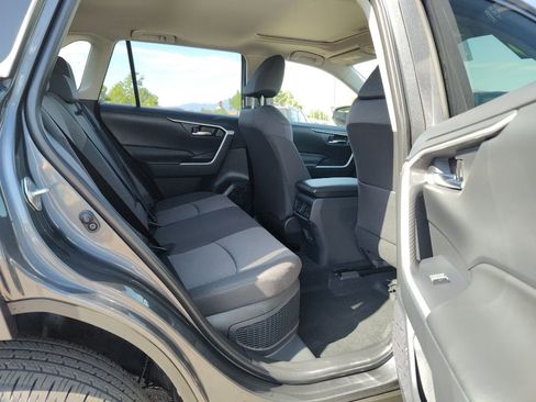Used 2025 Toyota RAV4 XLE image 27