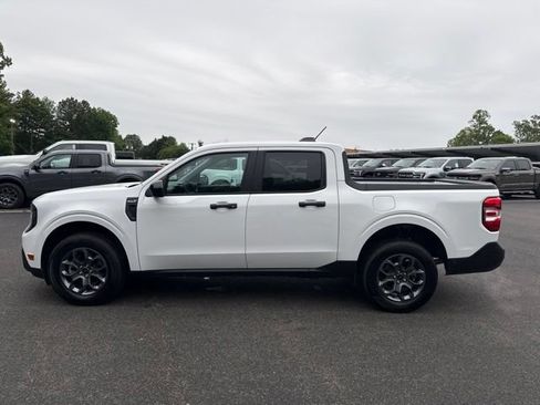 Certified 2025 Ford Maverick XLT w/ XLT Luxury Package AWD/4WD image 2