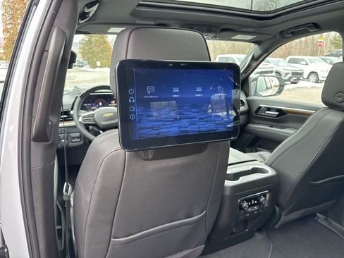 New 2026 Chevrolet Suburban High Country AWD/4WD image 61