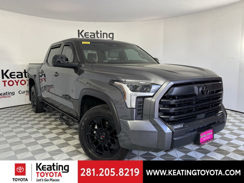 Used 2025 Toyota Tundra SR5 w/ SR5 Premium Package image 2