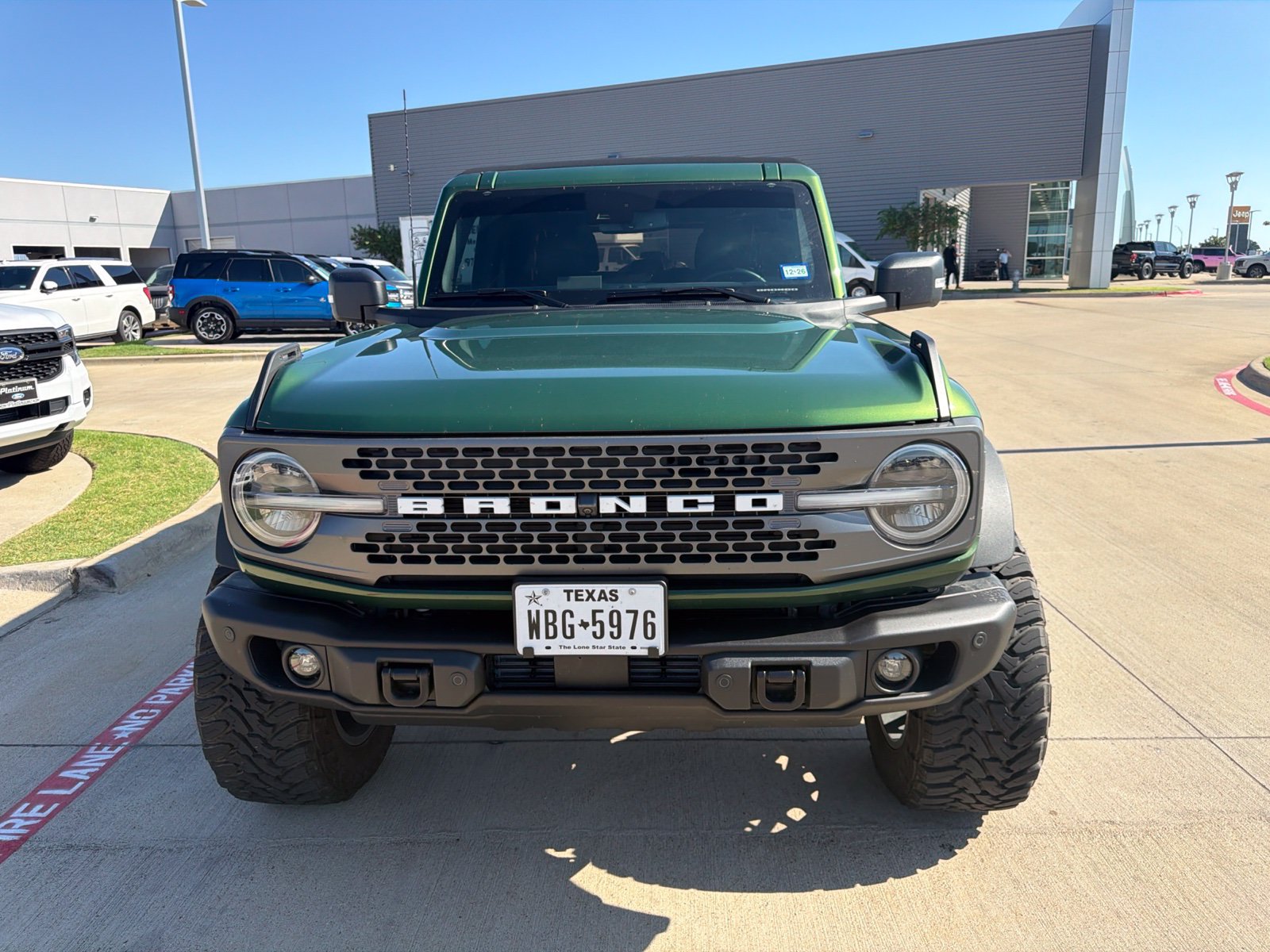 Used 2022 Ford Bronco Badlands w/ Sasquatch Package AWD/4WD image 2