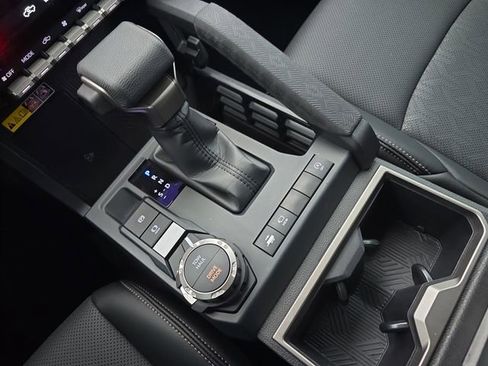 Certified 2025 Toyota Tacoma Limited image 24