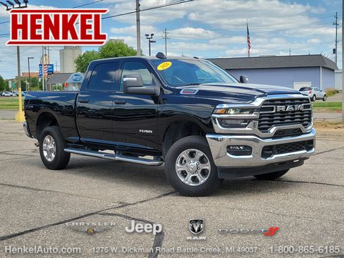 Used 2026 RAM 2500 Big Horn AWD/4WD image 1