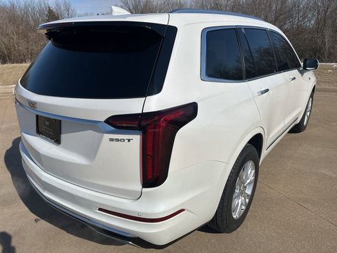 Certified 2024 Cadillac XT6 Luxury image 5