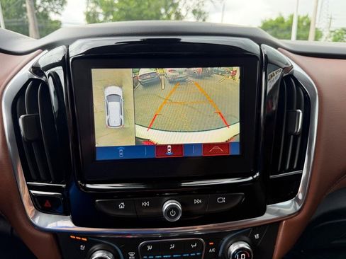 Used 2019 Chevrolet Traverse High Country AWD/4WD image 36
