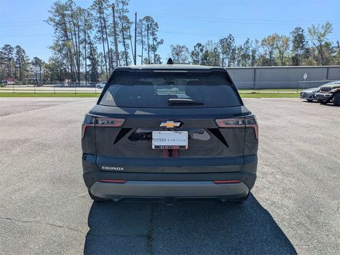 Used 2025 Chevrolet Equinox LT image 5