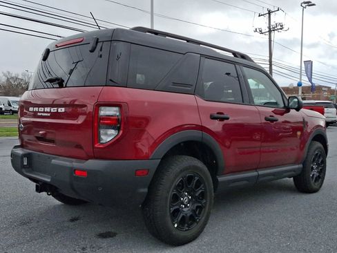Used 2025 Ford Bronco Sport Badlands image 6