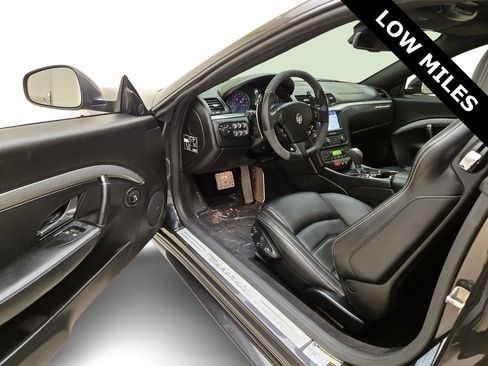 Used 2017 Maserati GranTurismo Sport image 16