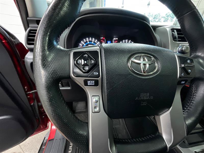 Used 2018 Toyota 4Runner SR5 Premium AWD/4WD image 24